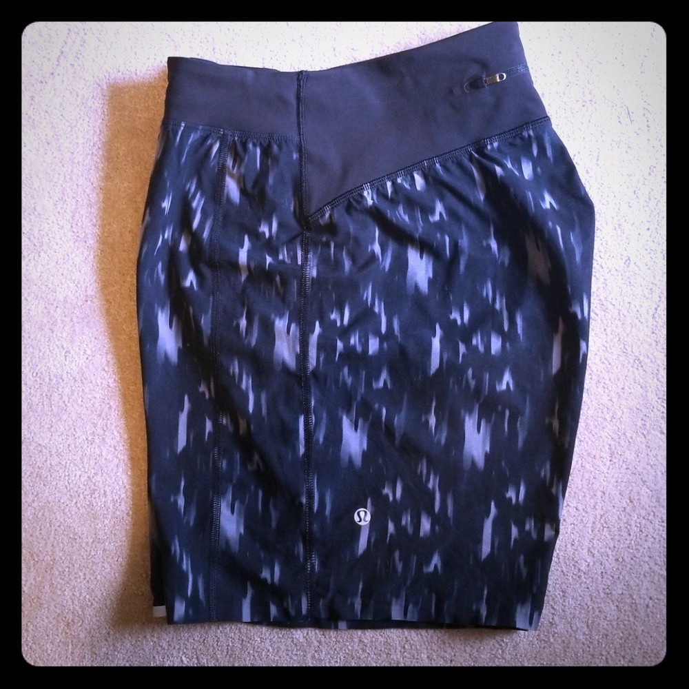 Surge 7" short linerless. Discontinued pattern.